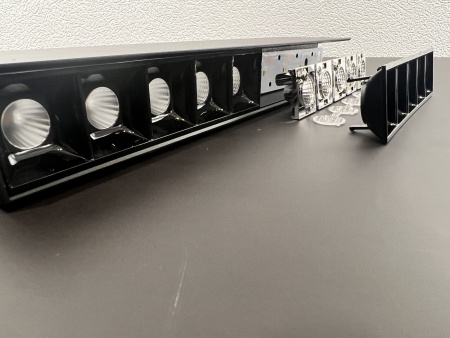 Светильник серии LINER S25 Black mask 10W SMART DIM CRI90 OSRAM ССТ 3000К, Black 200x24x34mm 